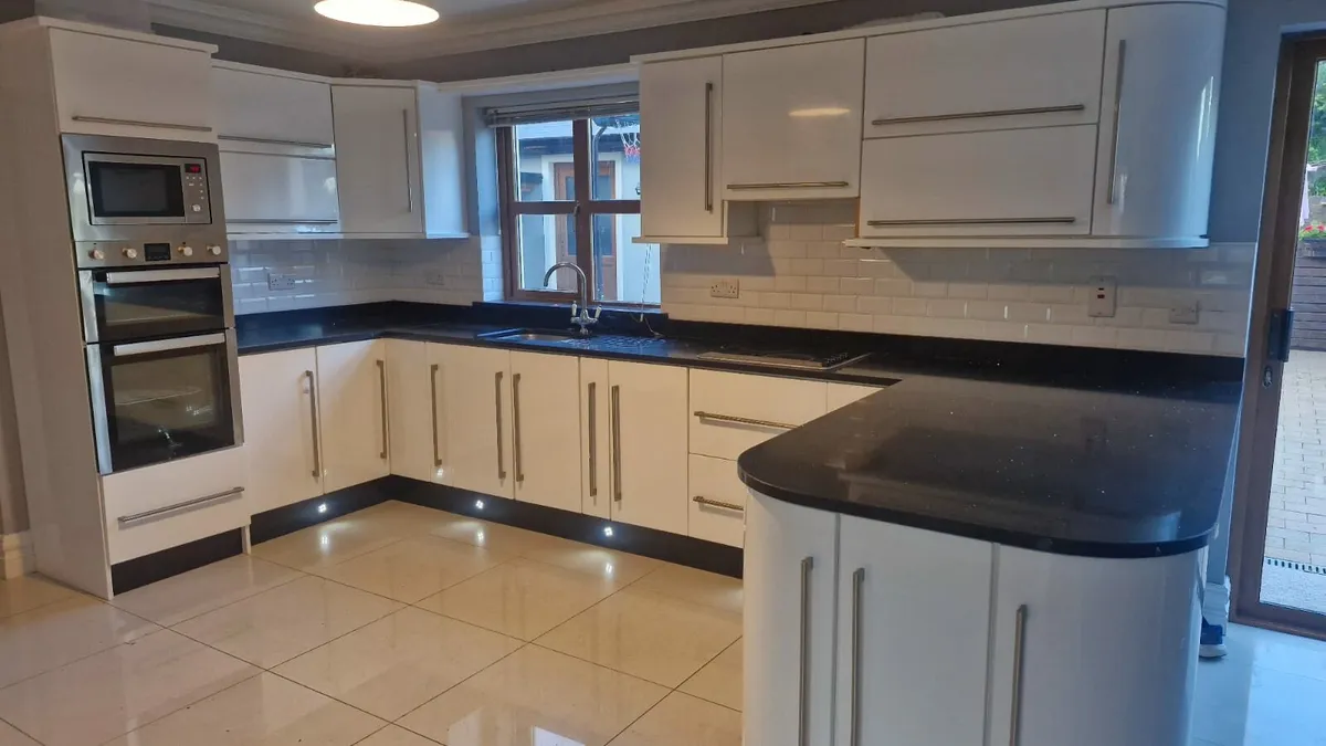 Kitchen for Sale - Image 2