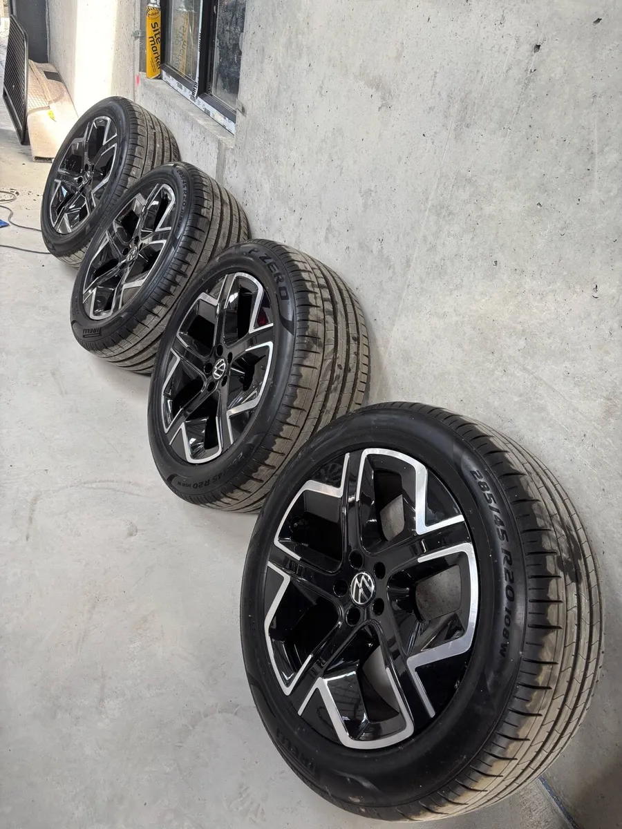 Vw  touareg Weels - Image 1