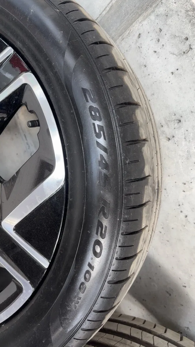 Vw  touareg Weels - Image 3