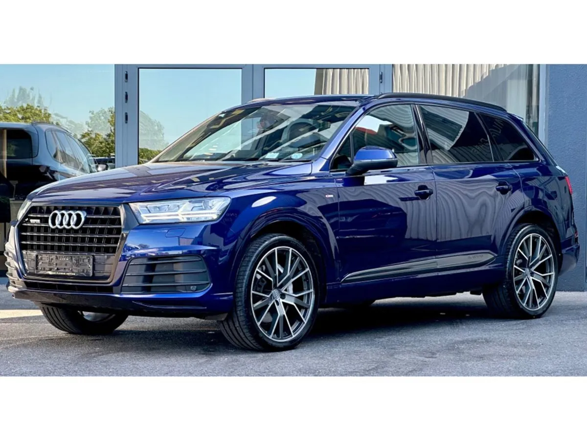 Audi Q7 Black Edition 3.0tdi 7 Seat - Image 2