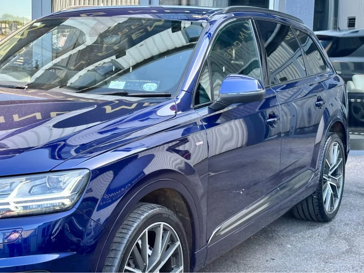 Audi Q7 Black Edition 3.0tdi 7 Seat - Image 4