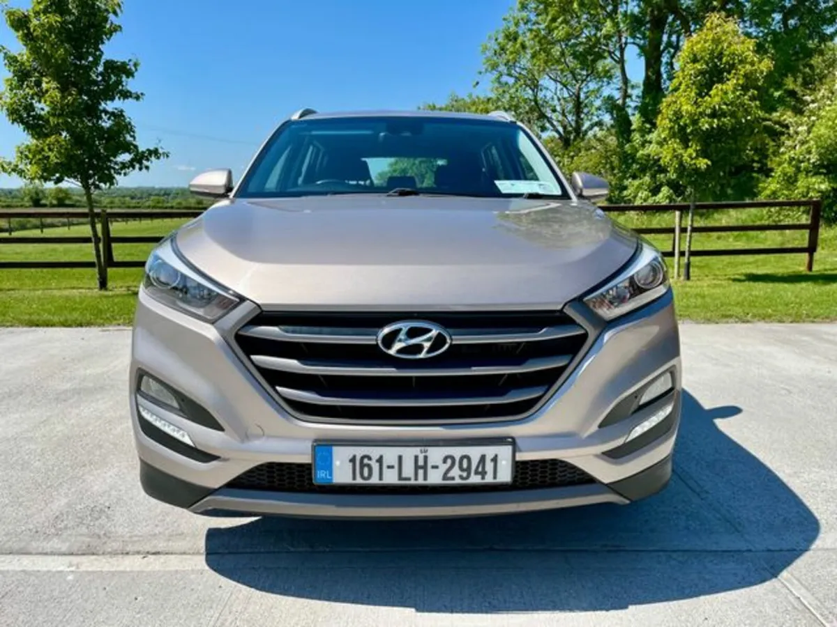 Hyundai Tucson 1.7 Crdi SE NAV *Retail €14950 Stra - Image 2