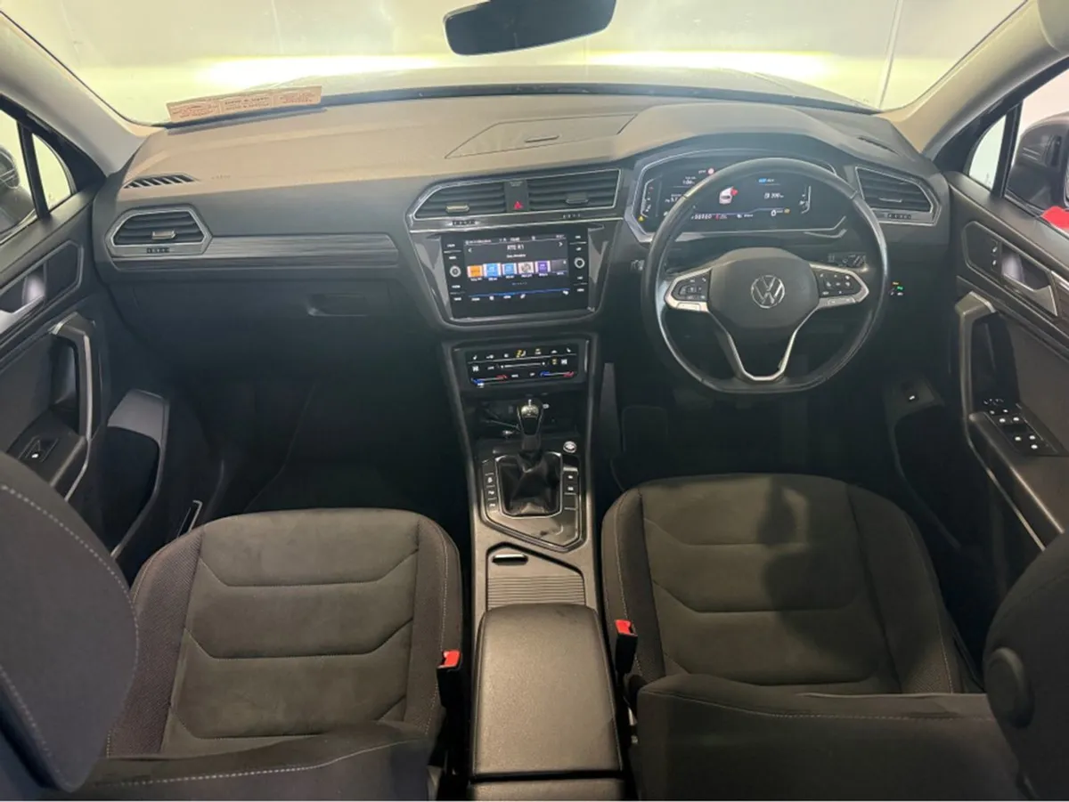 Volkswagen Tiguan Allspace A7 Sea Elegance 2.0 Td - Image 3