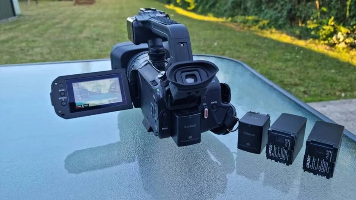 Canon XA50 - Image 3