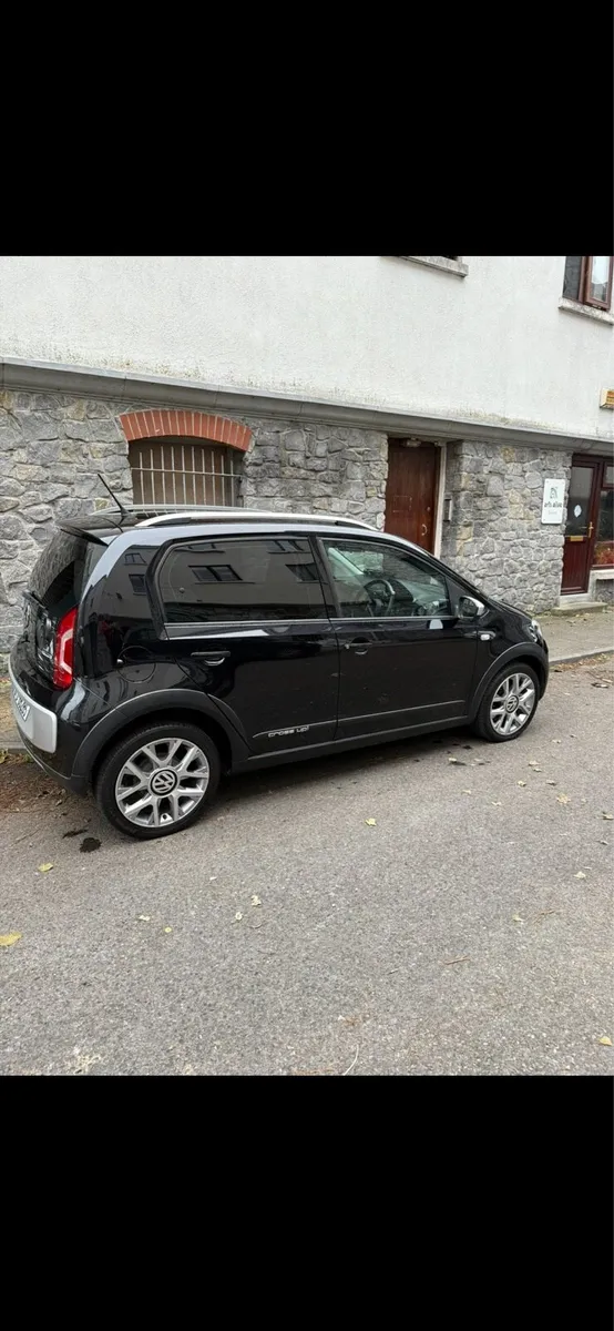 VW up 2016 Cross Up low klms - Image 2