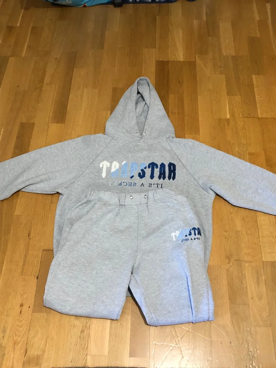 Grey Trapstar tracksuit - Image 1