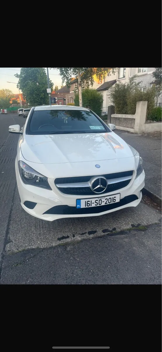 Mercedes Benz CLA200D - Image 2