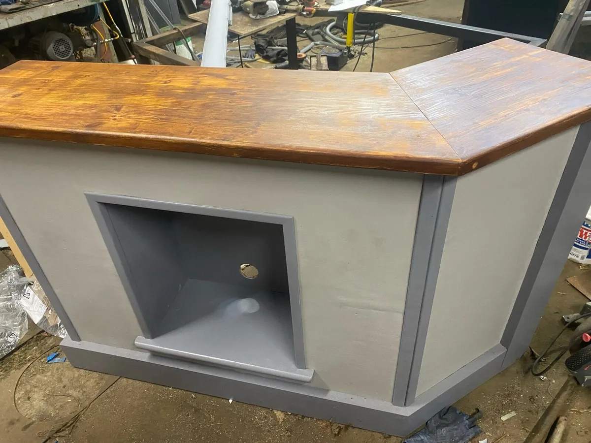 Bar counter - Image 1