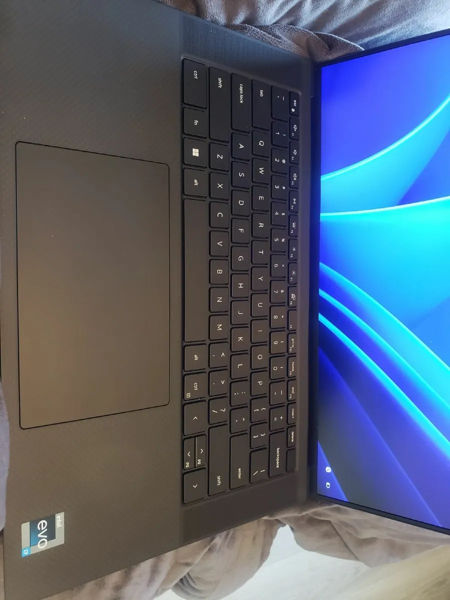 New Dell Laptop XPS i7-13 Generation - Image 1