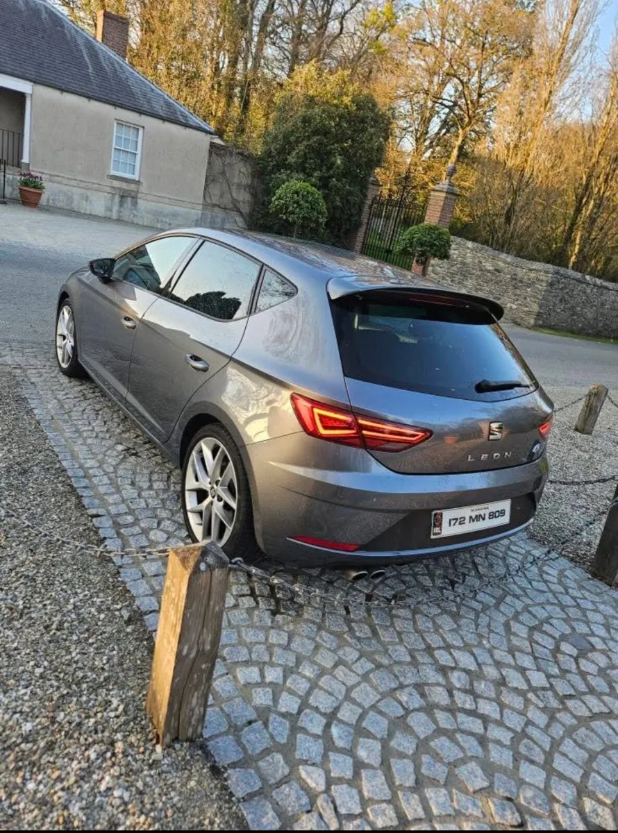 Seat Leon FR 2.0 DSG 184bhp - Image 4