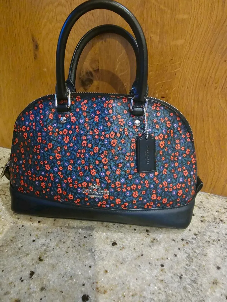 Coach Leather Sierra Handbag- Very good condition - Image 1