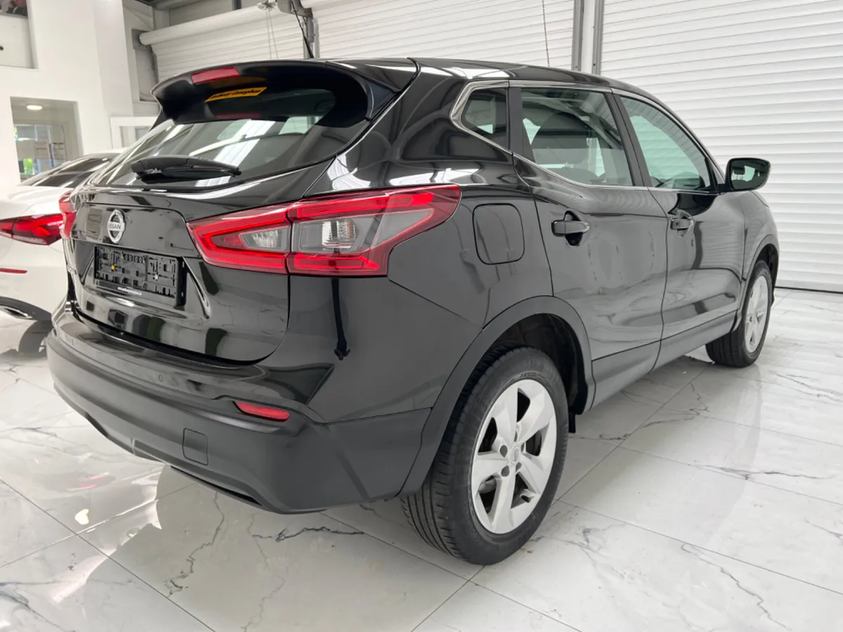 Nissan Qashqai 2017 1.5 dci 2 Years Nct. - Image 2