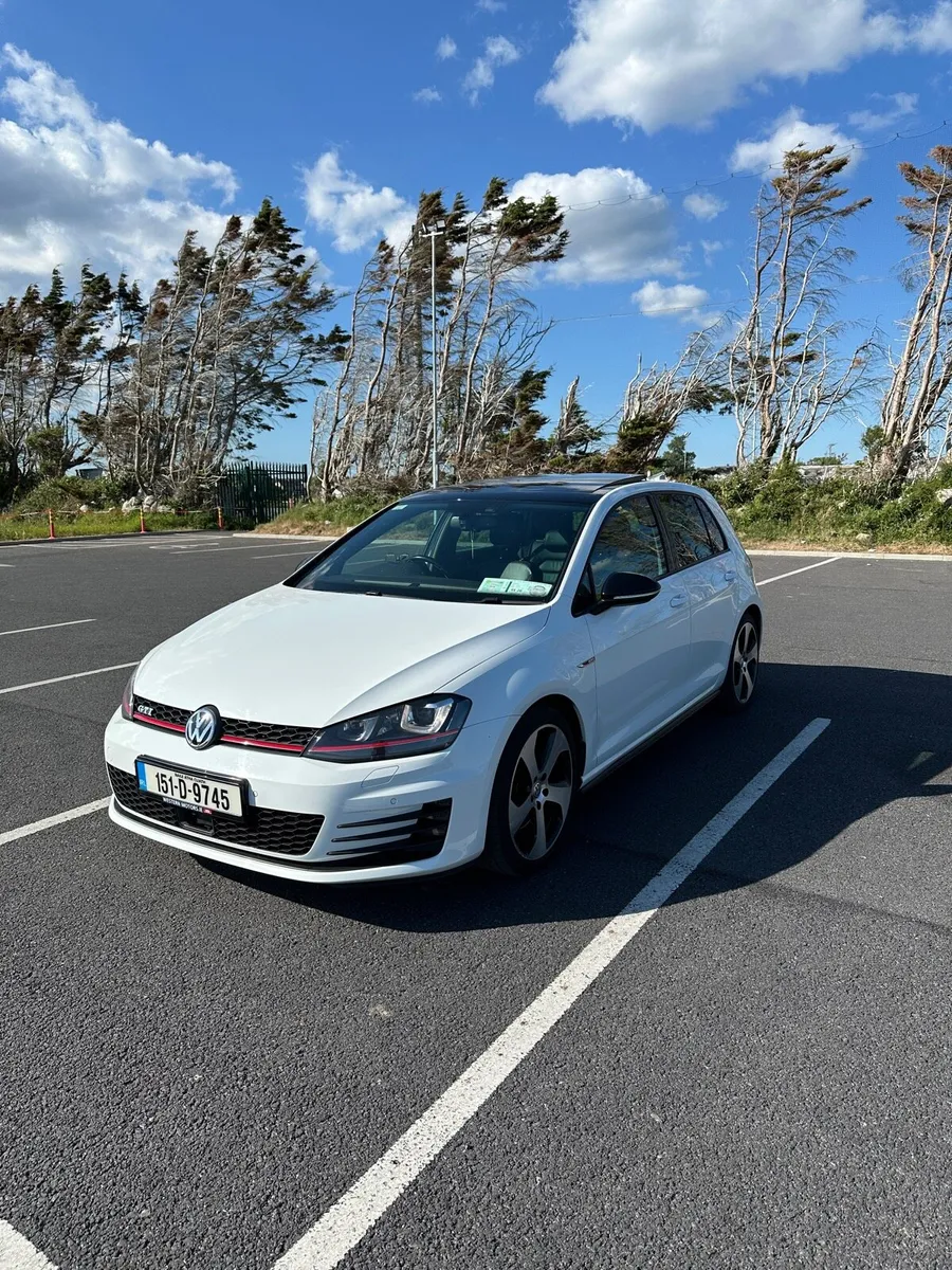 Volkswagen Golf GTI - Image 1