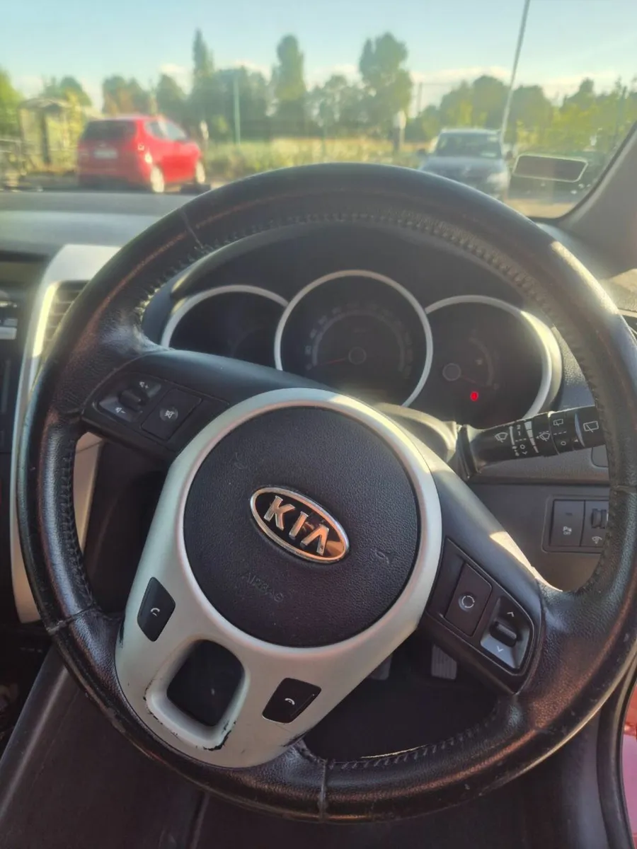 Kia Venga 2012 - Image 3