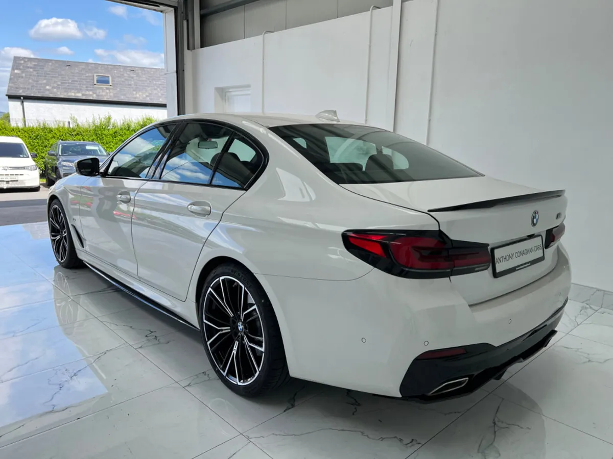 BMW 5-Series 222 Plate Msport - Image 4