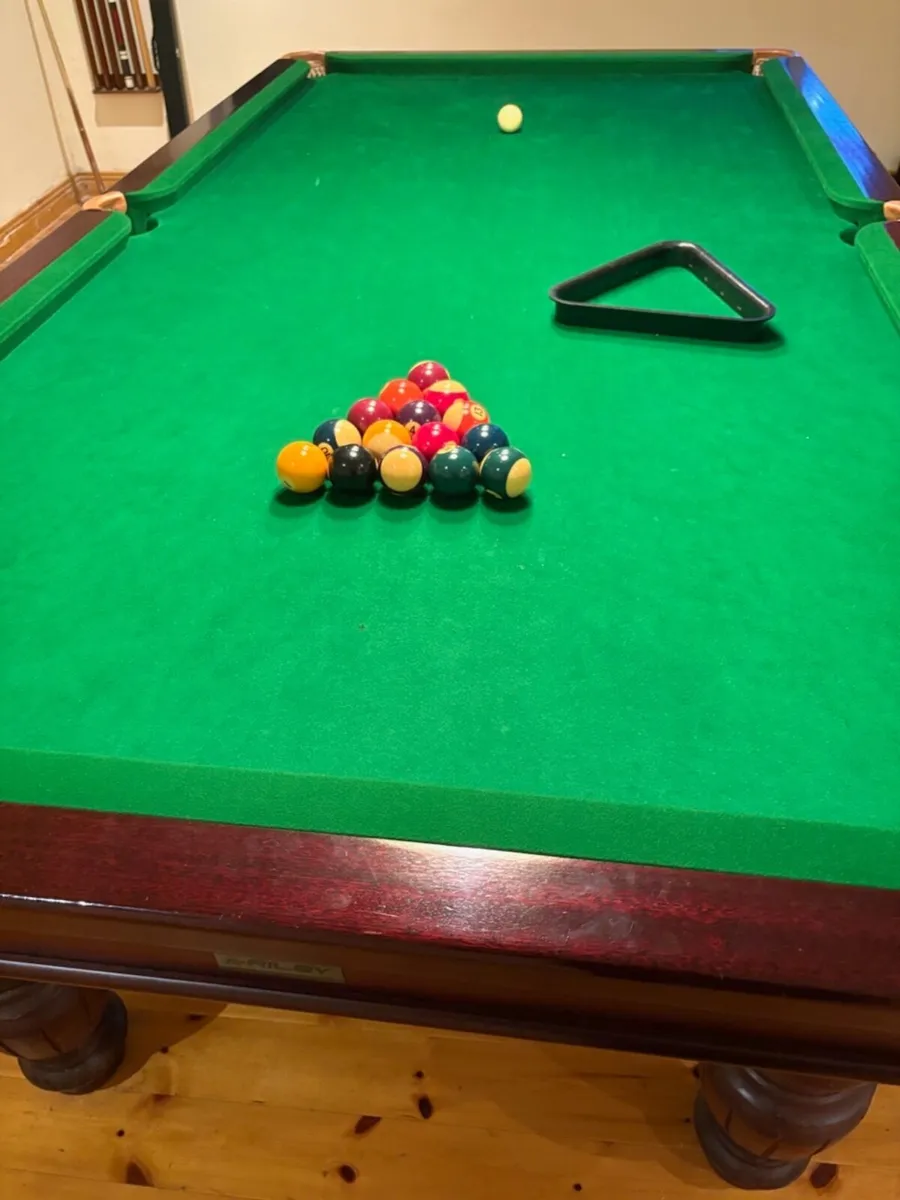 Riley 8.5’ Snooker / Pool table - Image 4