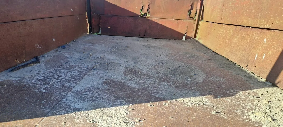 Tractor trailer - Image 2