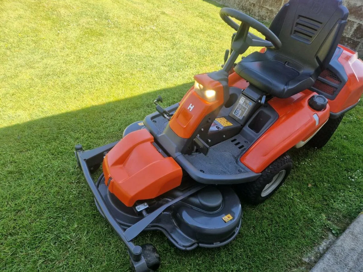 Husquvana lawnmower for sale - Image 2