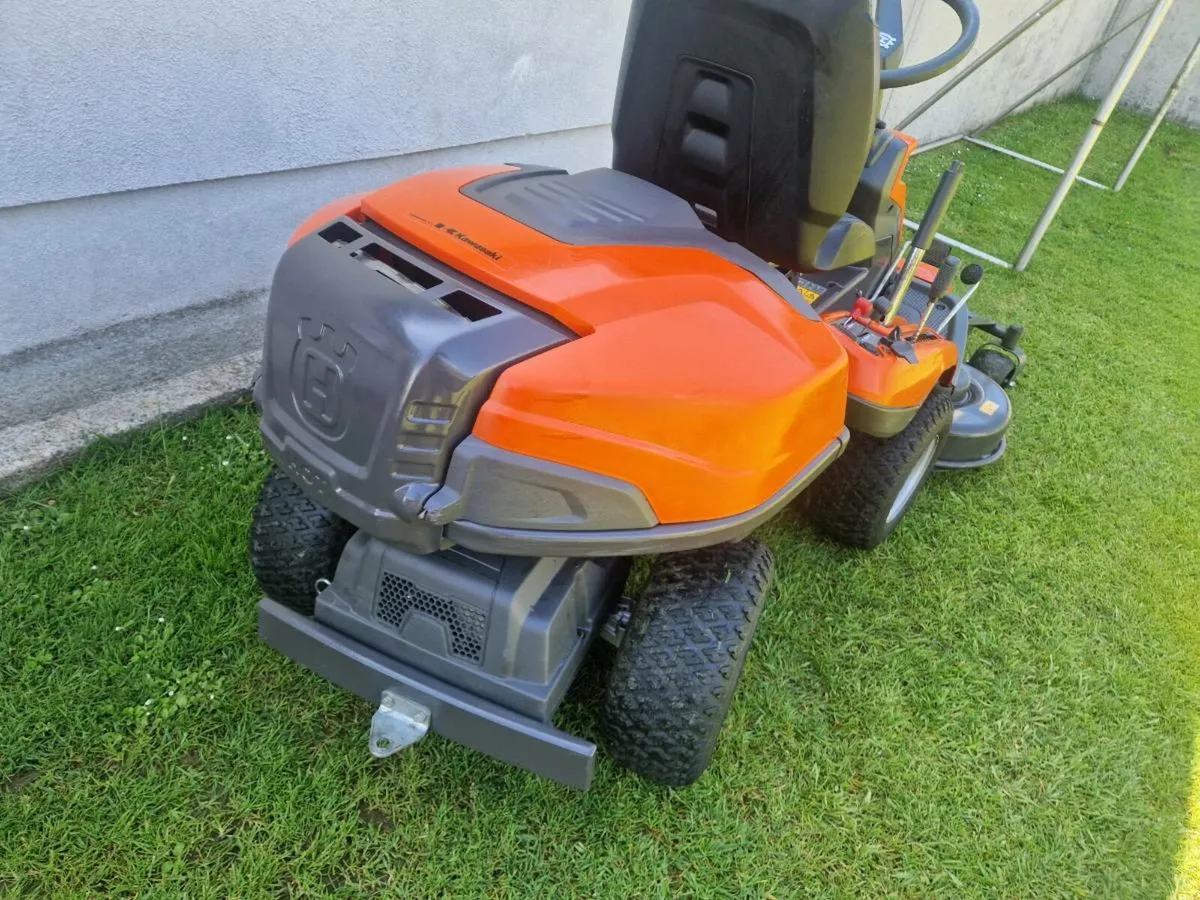Husquvana lawnmower for sale - Image 4