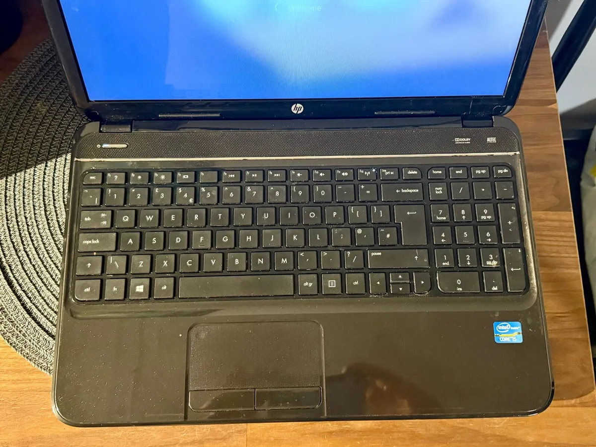 HP Pavilion 15 - Image 2