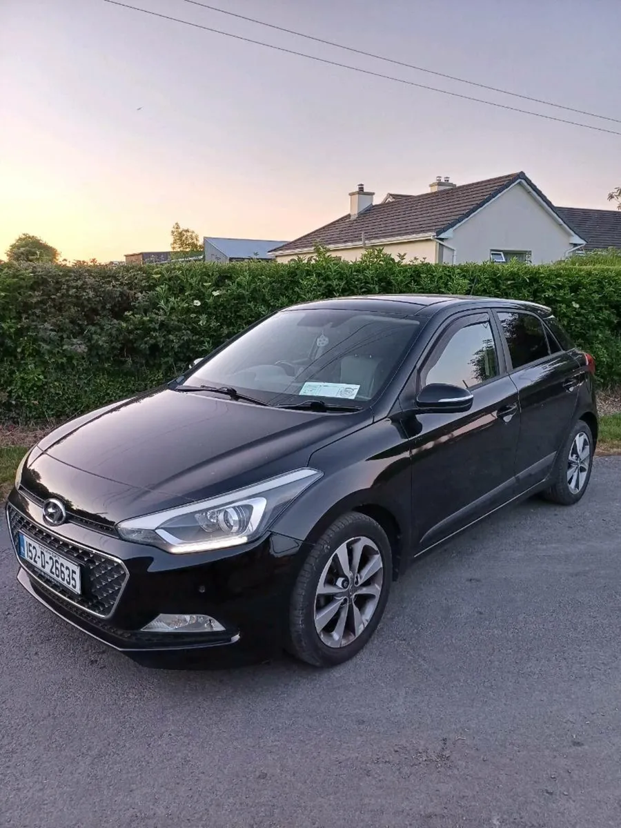 HYUNDAI I20 2015 LOW MILES SMART CAR - Image 1