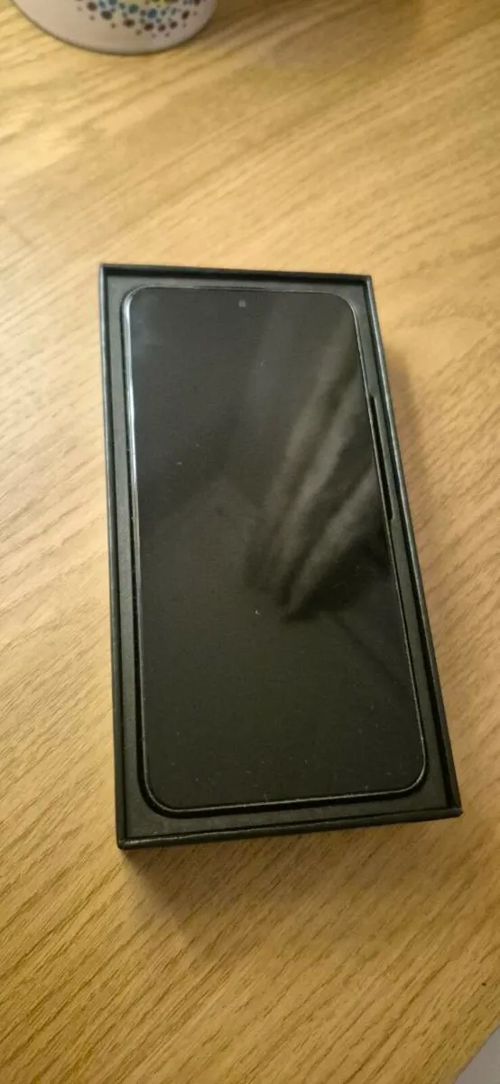 Samsung Galaxy S22 128GB - Image 2