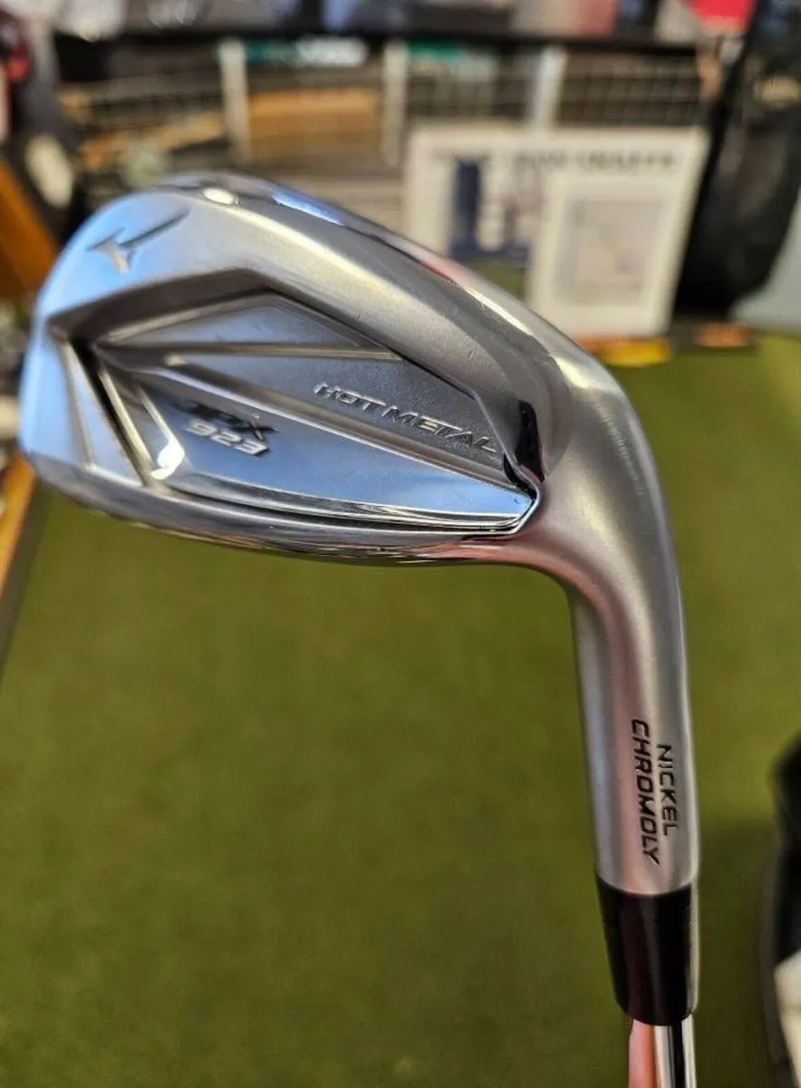 Mizuno Jpx923 Hot Metal Irons - Image 4