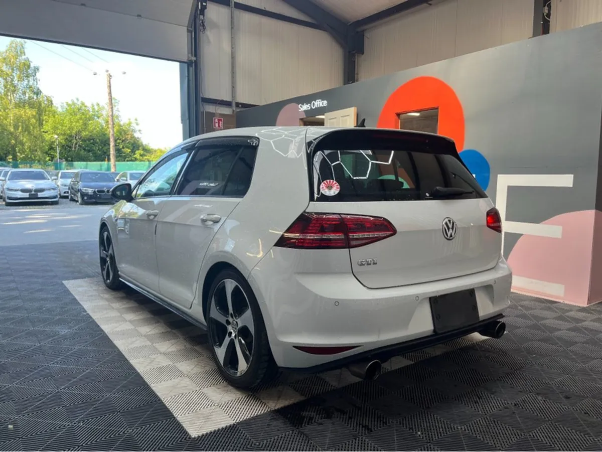 Volkswagen Golf 2.0 GTI / 101k KMs / Reverse Came - Image 4