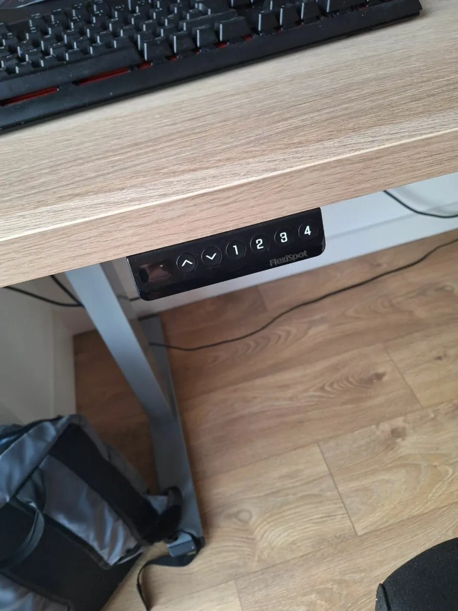 Electric Desk - Image 2
