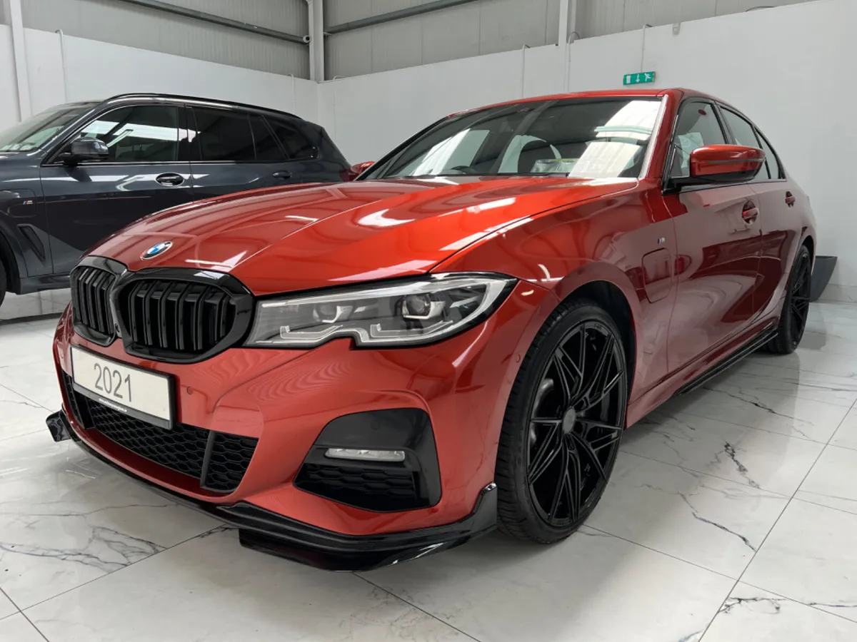 BMW 3-Series 2021 330e MSport - Image 4