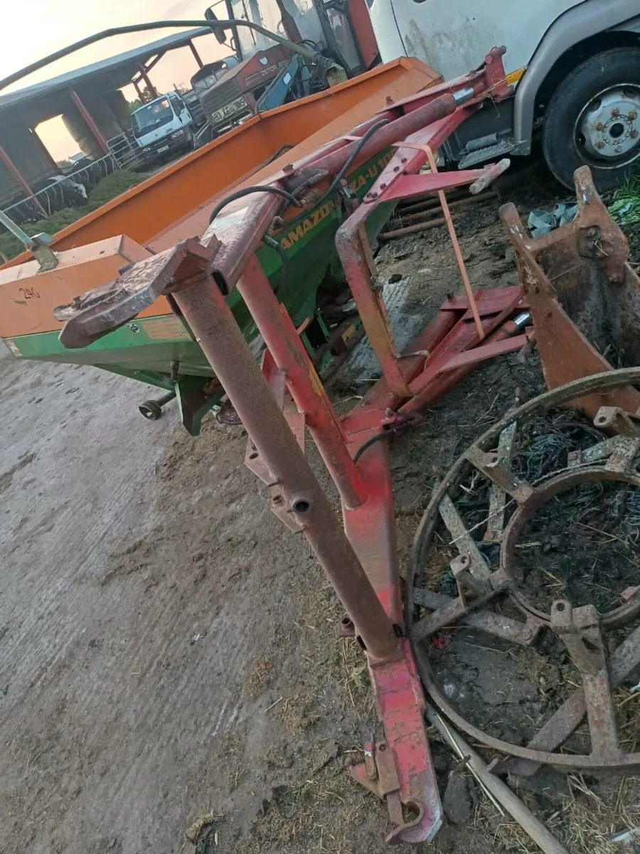 MASSEY FERGUSON 80 LOADER - Image 4