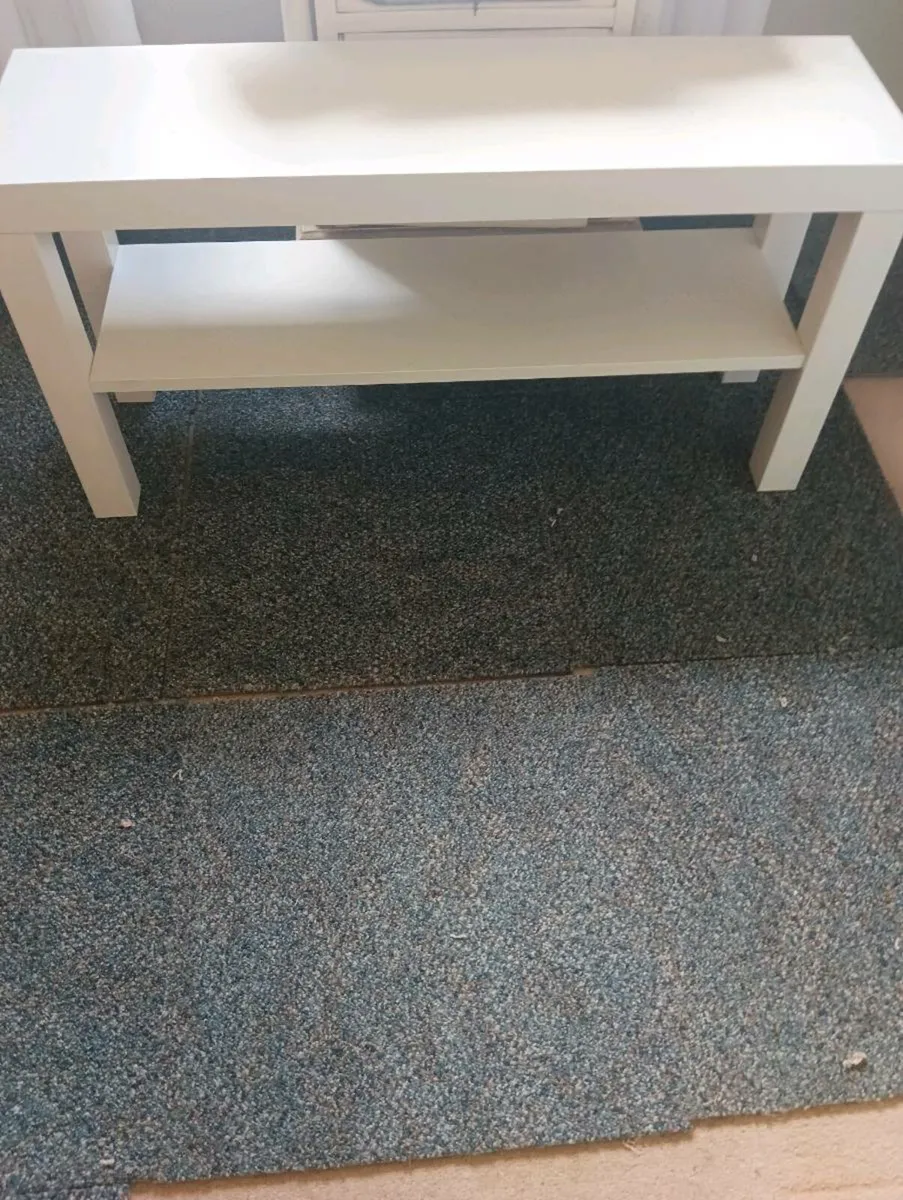 Small white 4 ft table NEW - Image 2