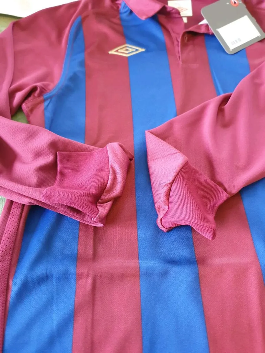Umbro Clifton Long Sleeve Jersey 2012 Shirt - Image 4