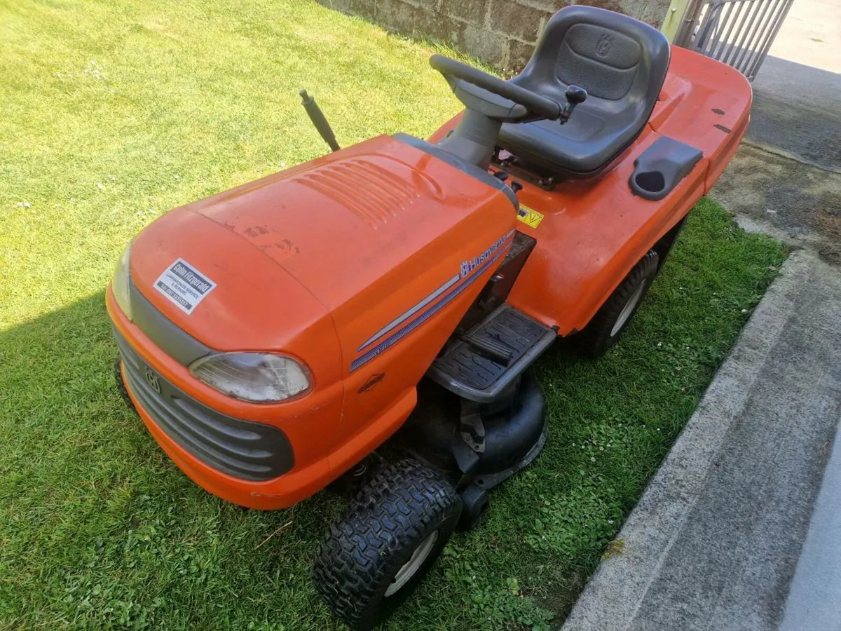 Husquvana lawnmower for sale - Image 2