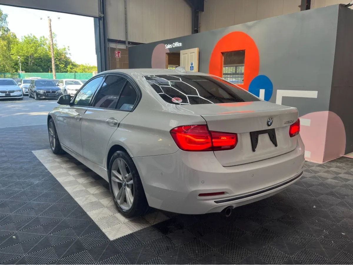 BMW 3 Series MAY Sale Only  17 950  320D Sport / - Image 4