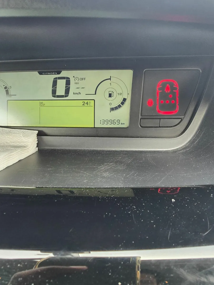 Citroen C4 Picasso 2012 - Image 1