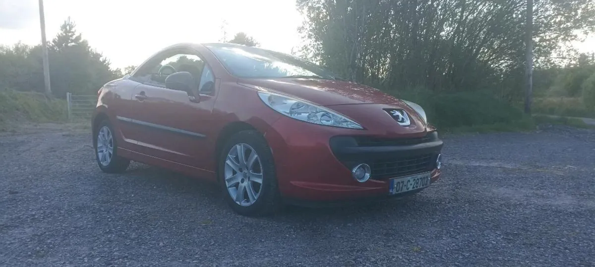 Peugeot 207 CC convertible - Image 3