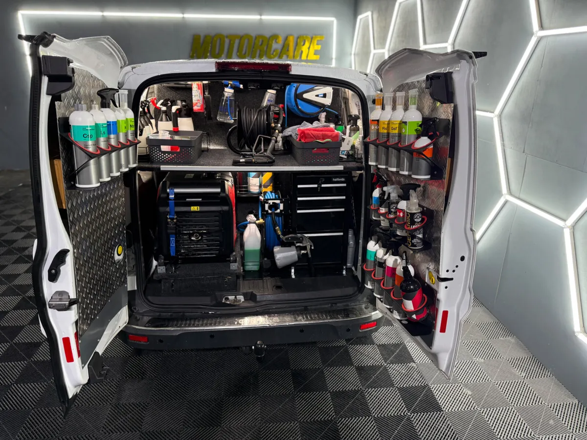 ⚪️MOBILE VALETING/DETAILING VAN FULLY EQUIPPED⚪️ - Image 1