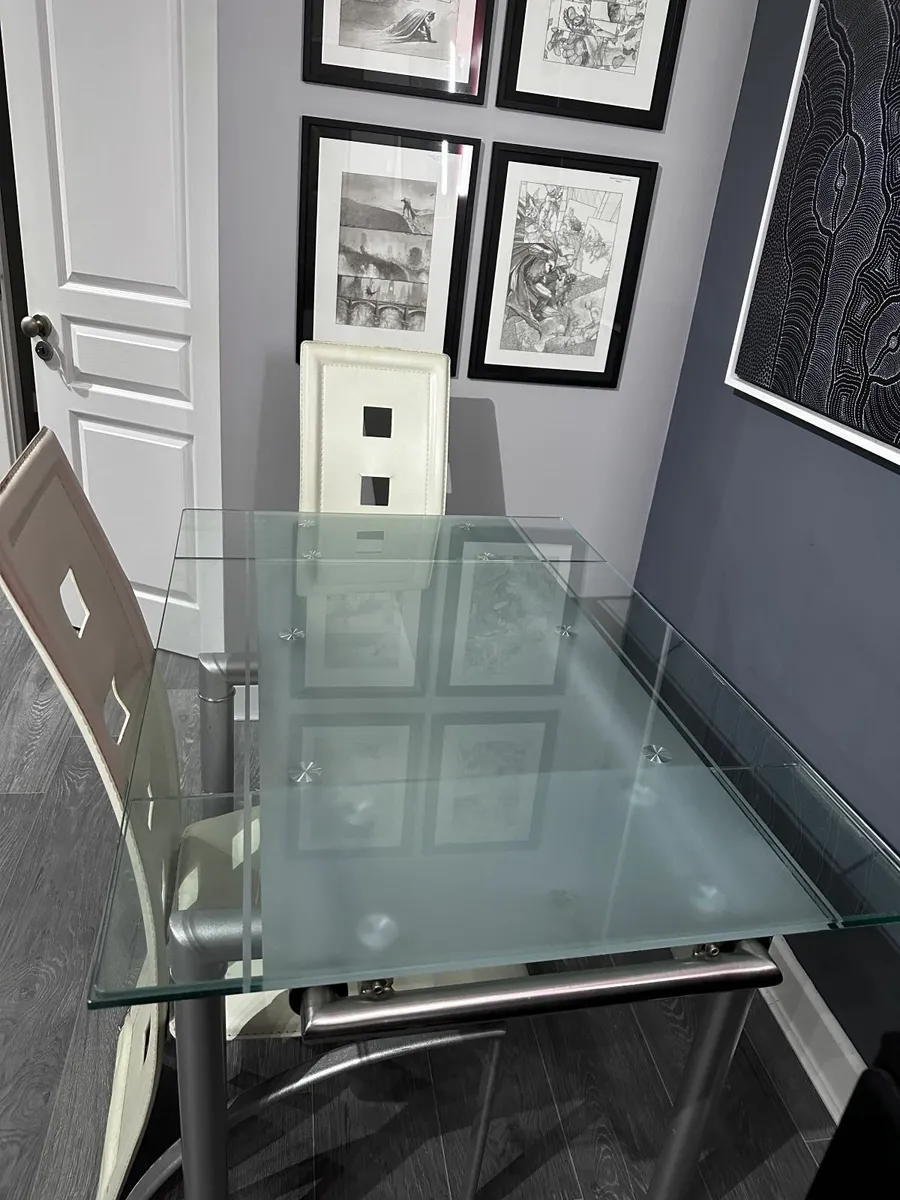 Table and Chairs - Image 1