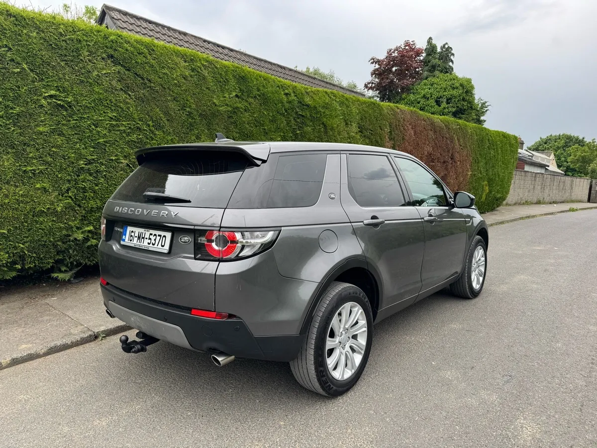 Land Rover discovery sport 7 seater automatic - Image 3