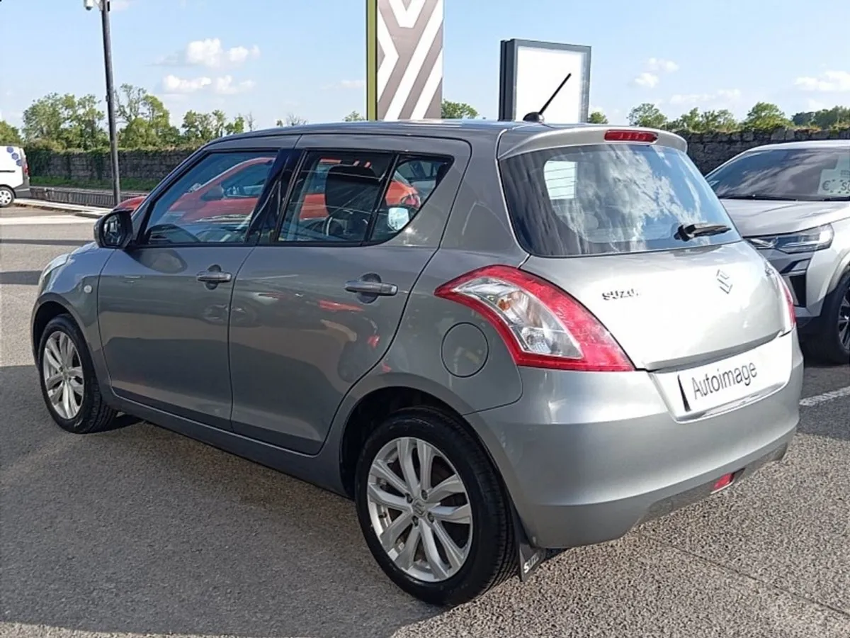 Suzuki Swift 1.2 GLX - Image 2