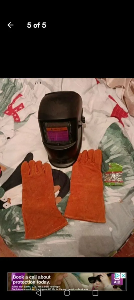 Stick welder with mask and gloves - Image 3