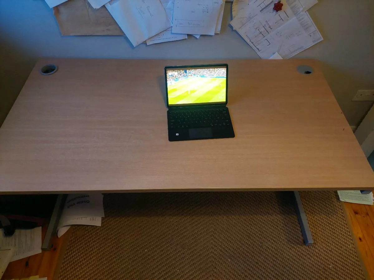 Study/office desk - Image 3