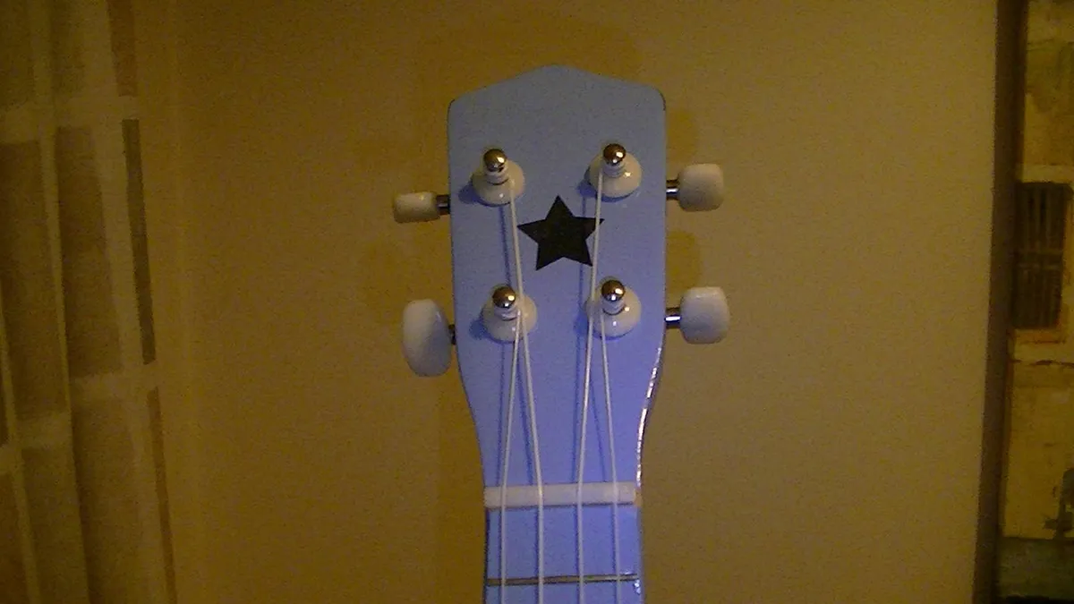 Sue Ryder Soprano Ukulele - Image 4