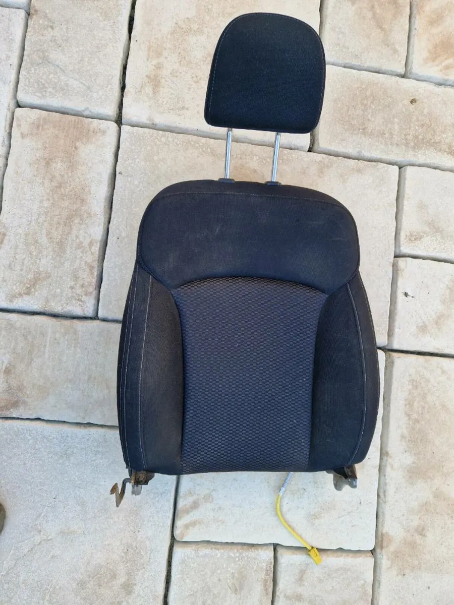 Subaru forester passenger front seat
