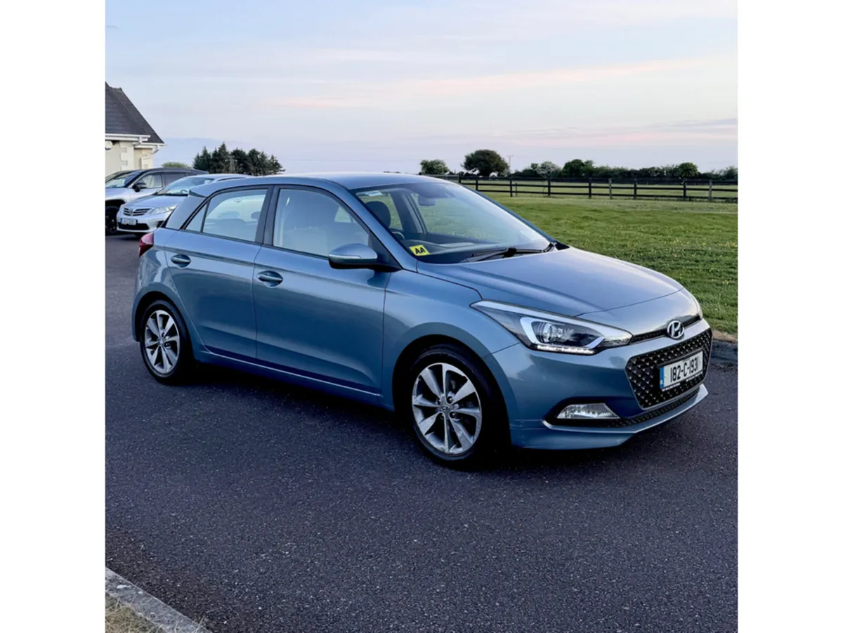 Hyundai i20 ACTIVE DELUXE 5DR - Image 2