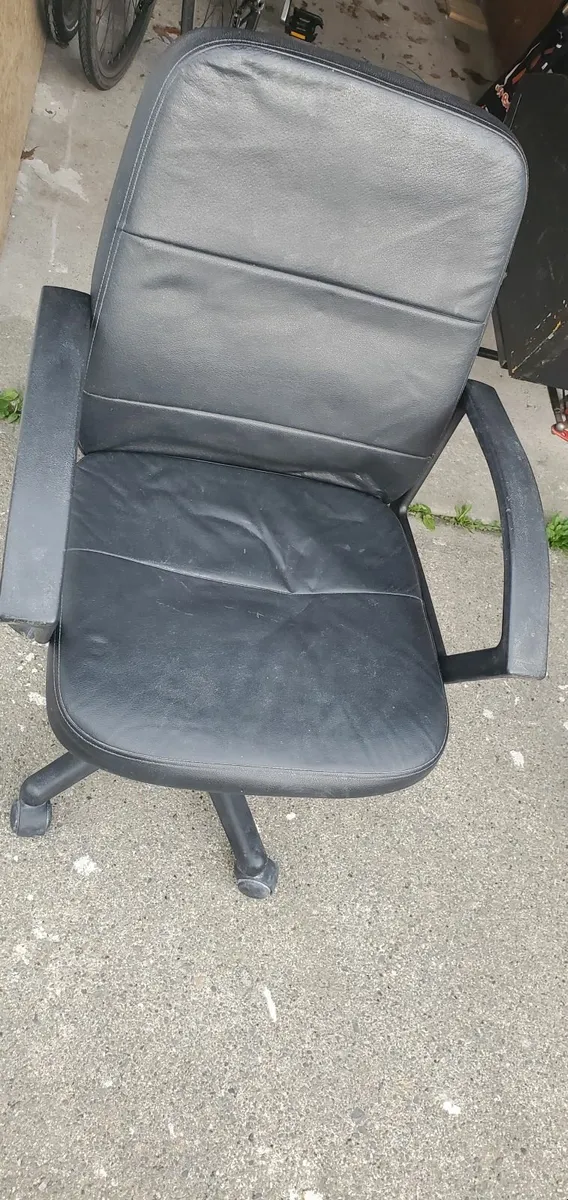 FREE Office chair - Image 4