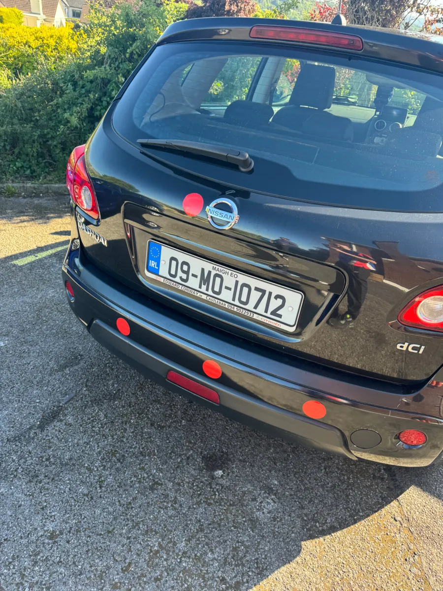 Nissan Qashqai 2009 - Image 2