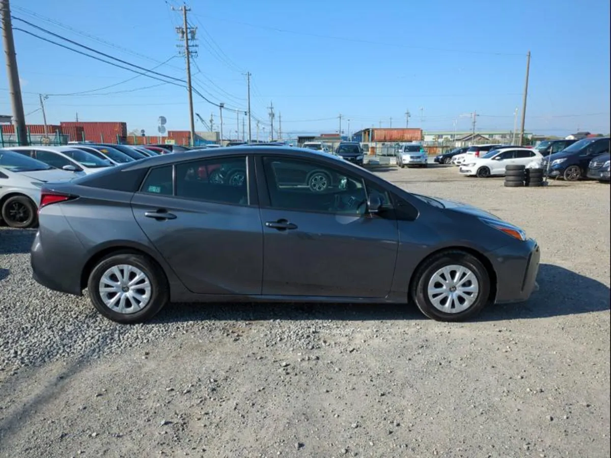 2022 Toyota Prius Self Charge Hybrid Automatic - Image 2