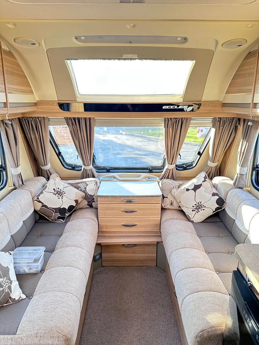 ✨STERLING ECCLES 4 BERTH FIXED SINGLE BEDS✨ - Image 4